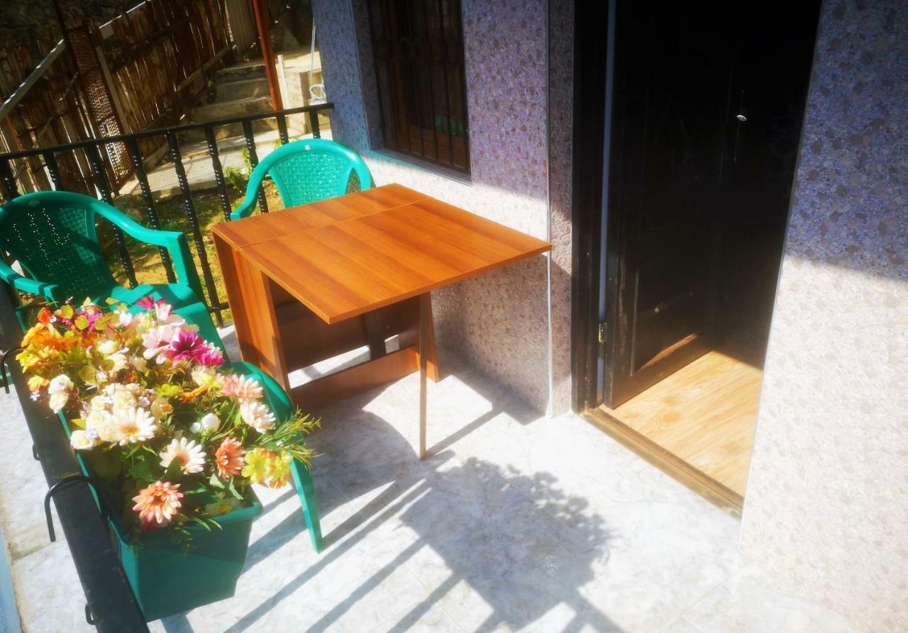 Hostel Sadu Kutaisi Exterior photo