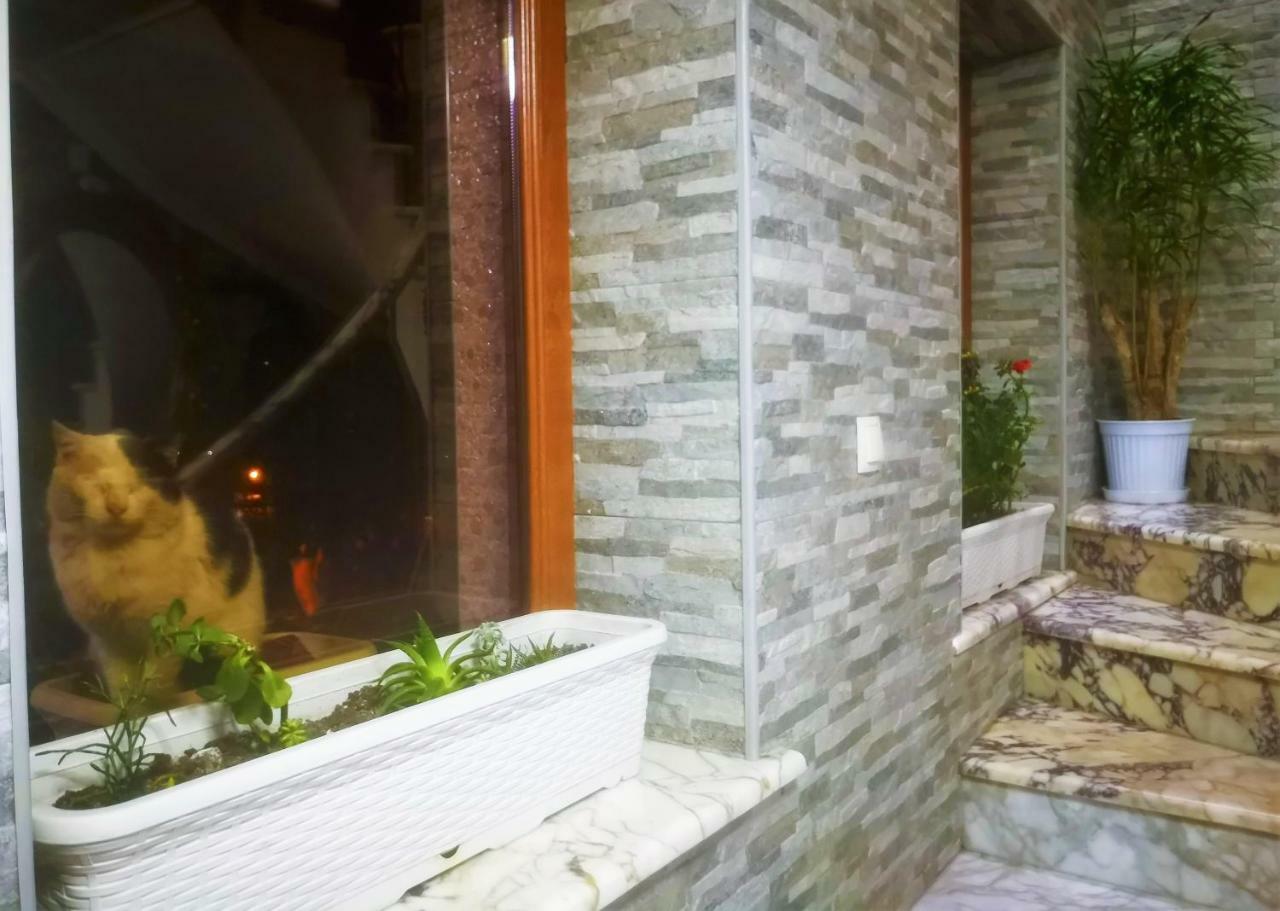 Hostel Sadu Kutaisi Exterior photo
